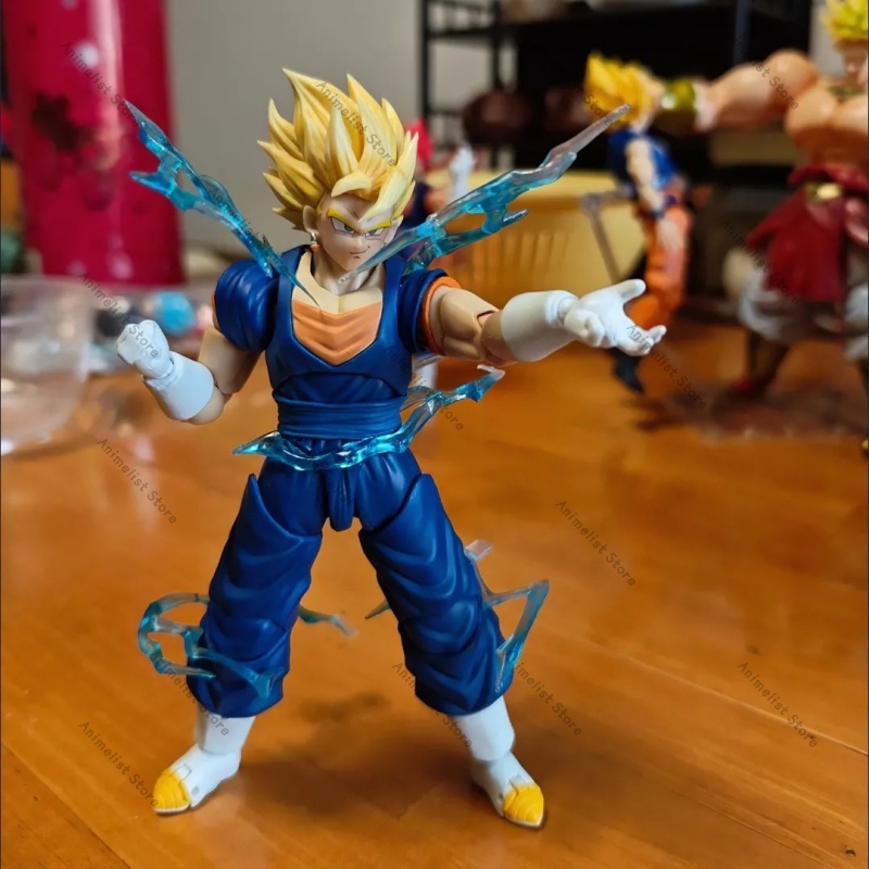 Vintage Collectible Figurines - STOKTA Mevcut Shf Figürleri Yıldırım Efekti