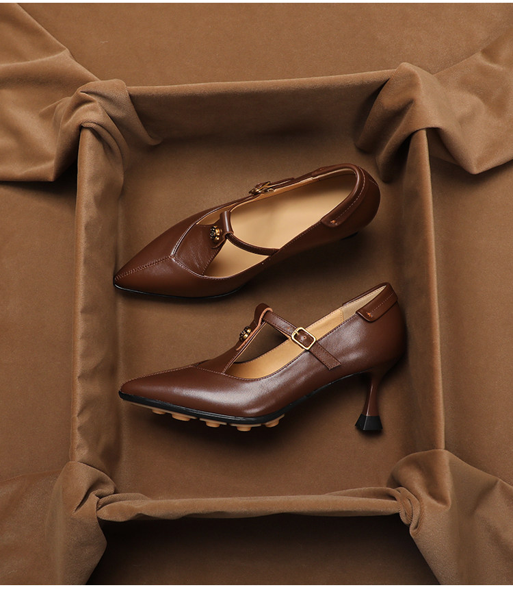 Hakiki Deri Vintage Kamelya Sü - Vintage Collectibles & More Llc Photos incelemesi ve fiyatı