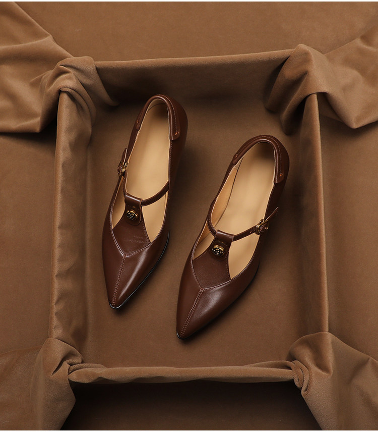 Hakiki Deri Vintage Kamelya Sü - Vintage Collectibles & More Llc Photos incelemesi ve fiyatı